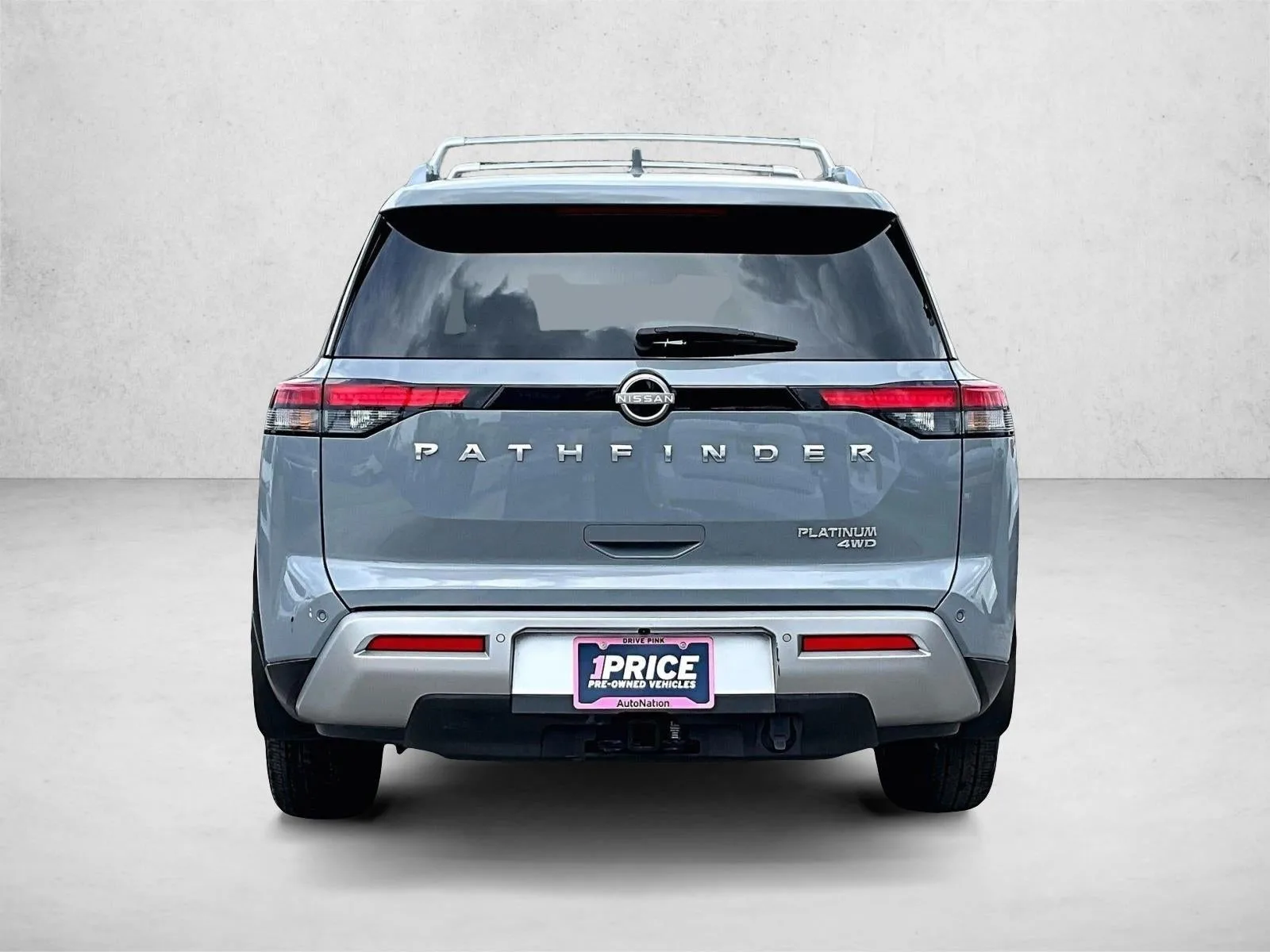 2024 Nissan Pathfinder Platinum 4WD photo 4