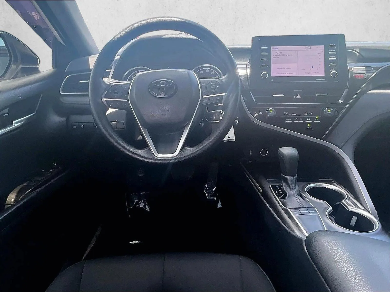 2022 Toyota Camry LE photo 7