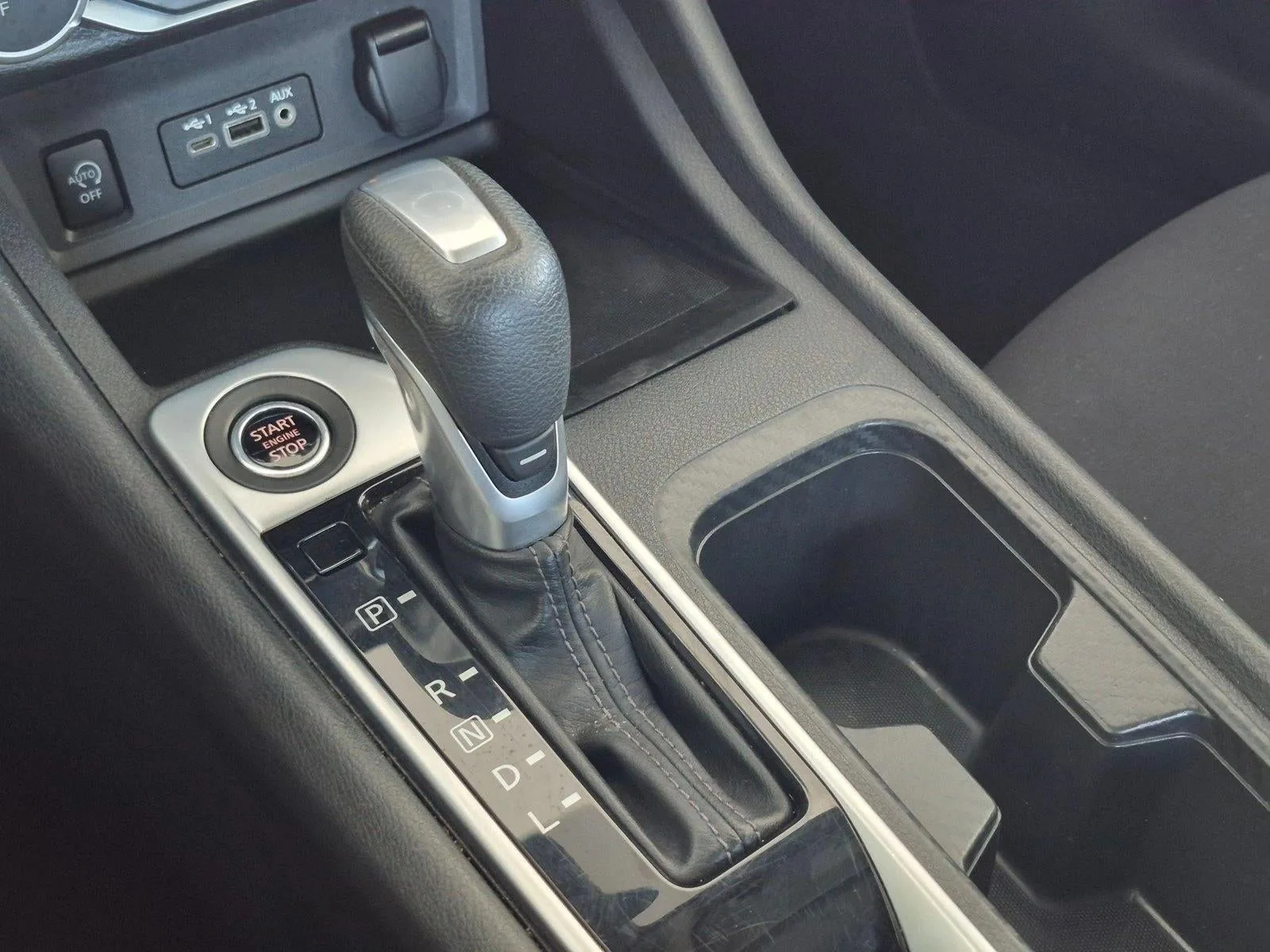2024 Nissan Sentra SV CVT photo 12