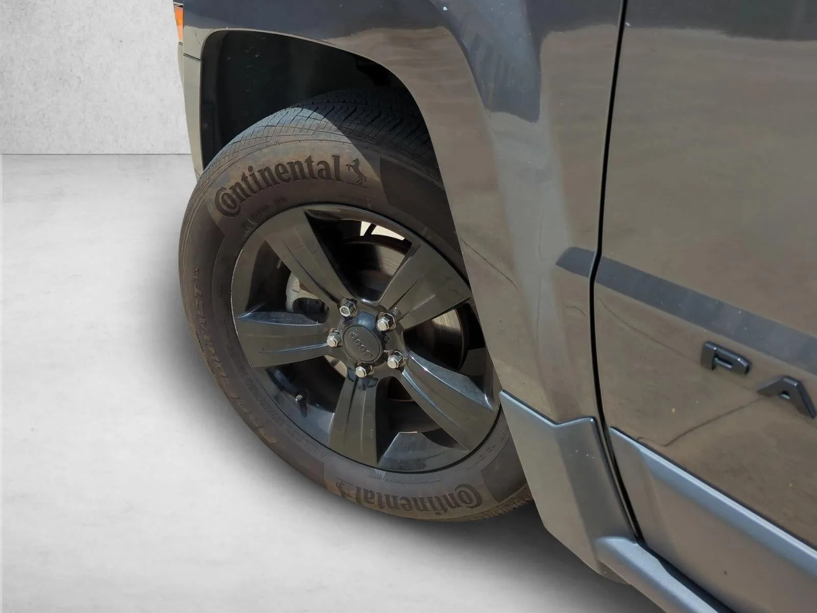 2014 Jeep Patriot FWD 4dr Altitude photo 10