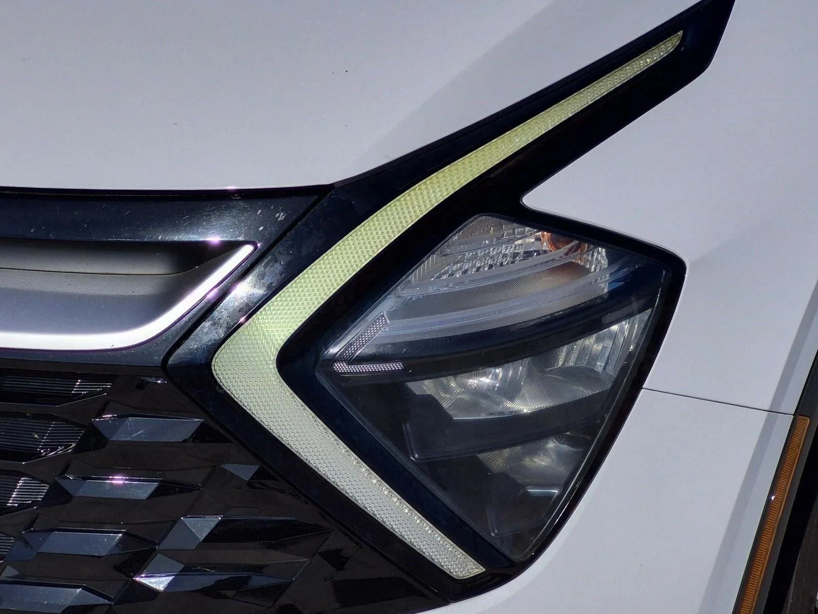 2023 Kia Sportage EX FWD photo 9