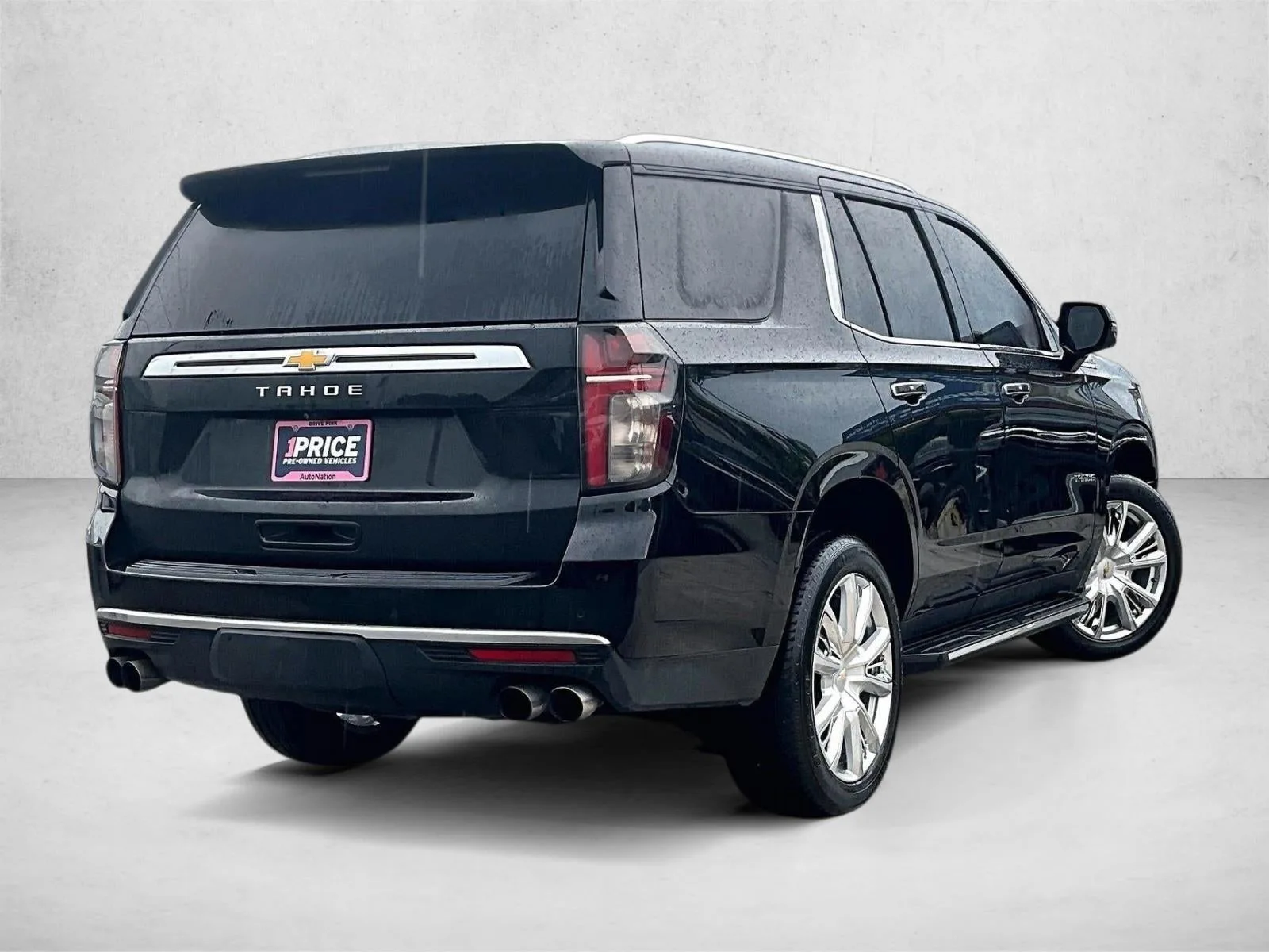 2023 Chevrolet Tahoe High Country photo 2