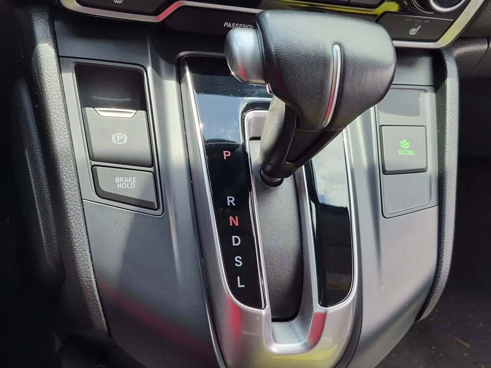 2017 Honda CR-V Touring 2WD photo 11