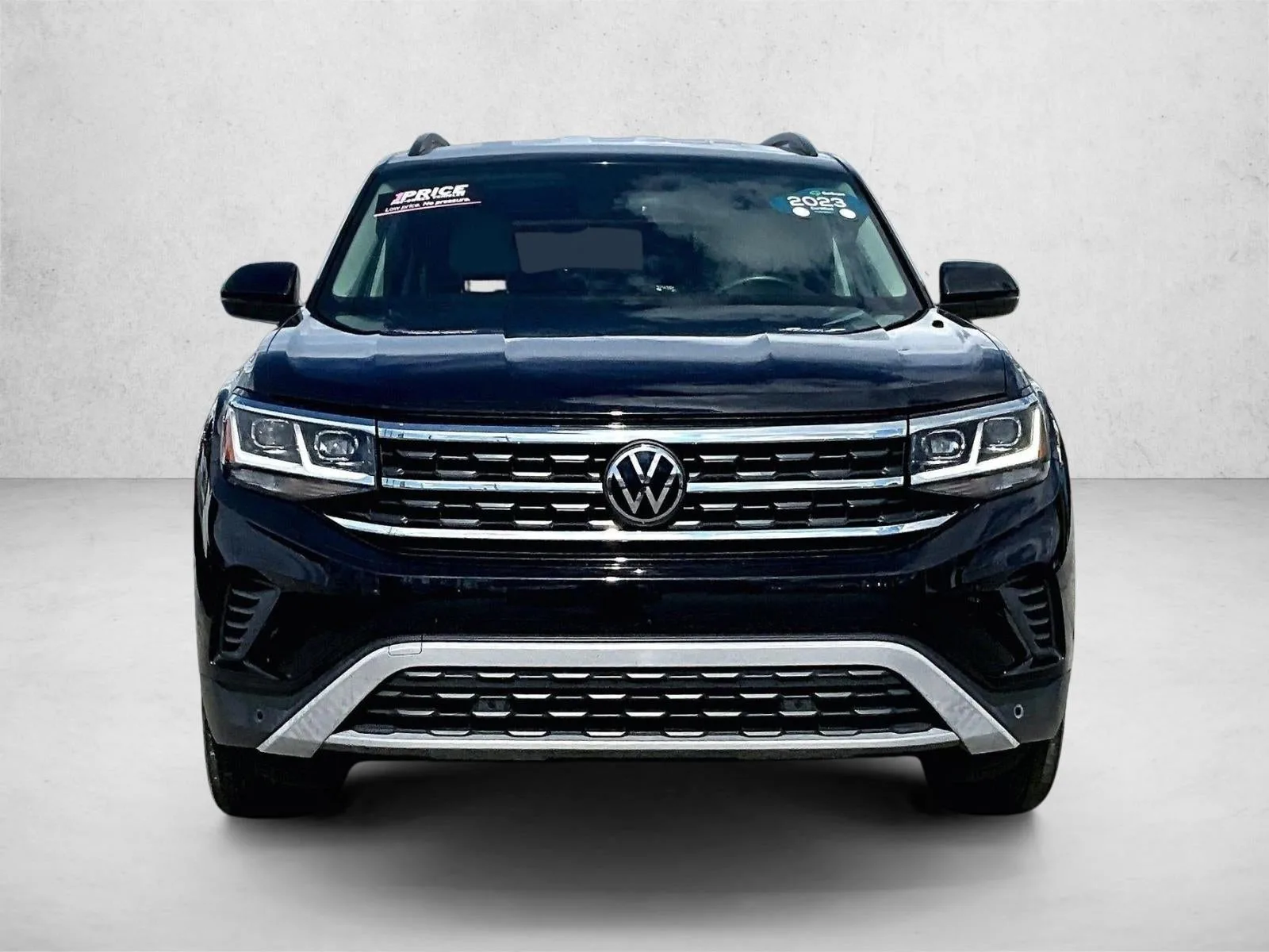 2023 Volkswagen Atlas 2.0T SE w/Technology photo 3