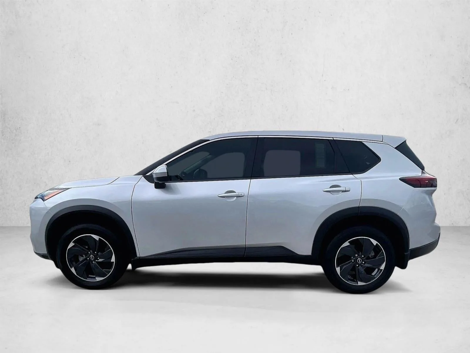 2024 Nissan Rogue SV FWD photo 6