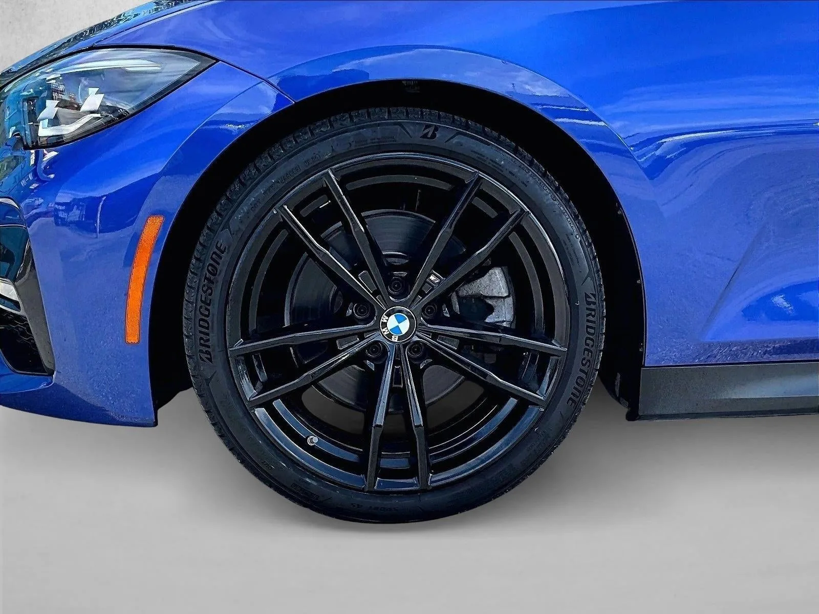 2022 BMW 330i 330i photo 10