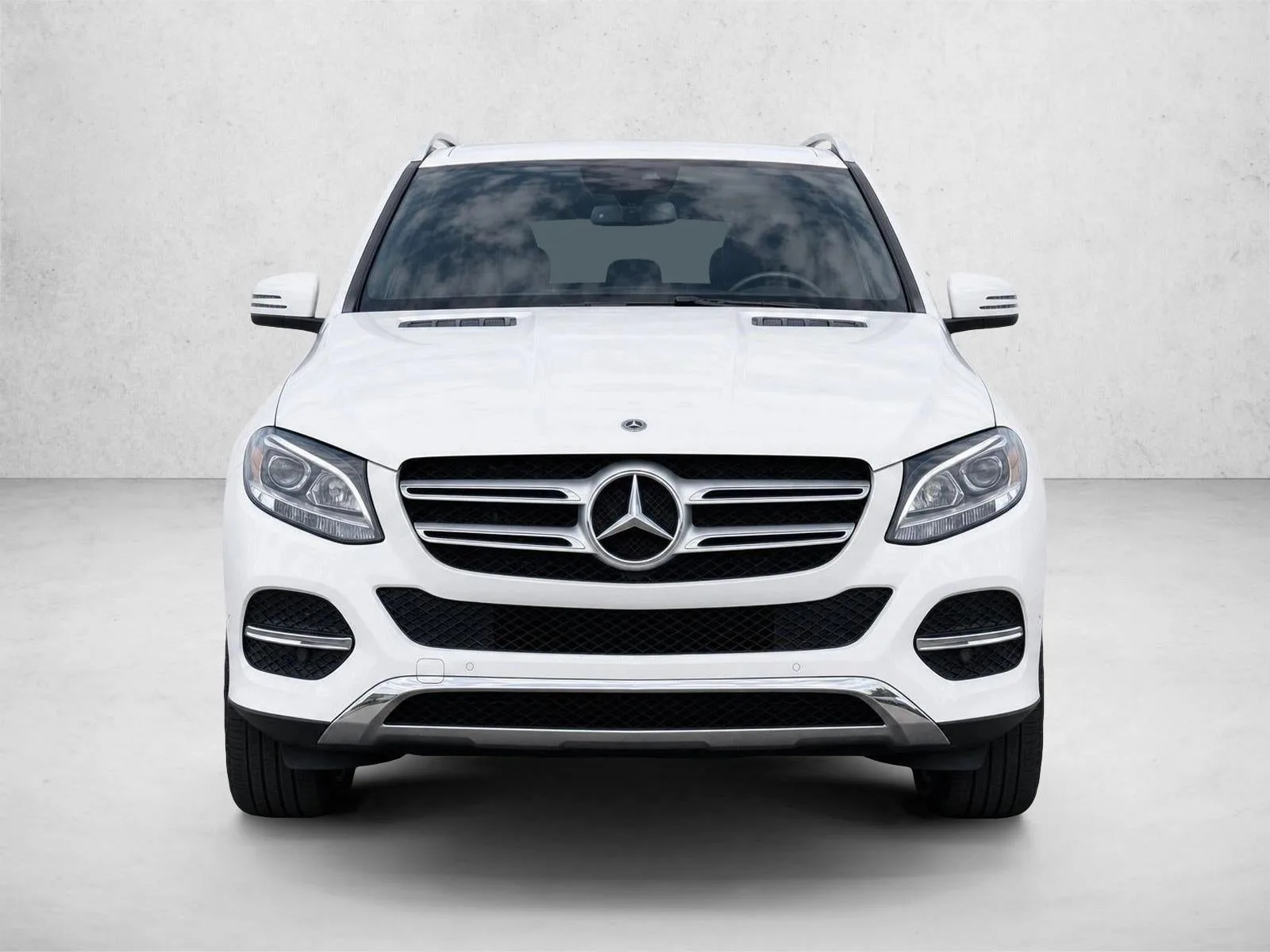 2019 Mercedes-Benz GLE GLE 400 4MATIC® SUV photo 2