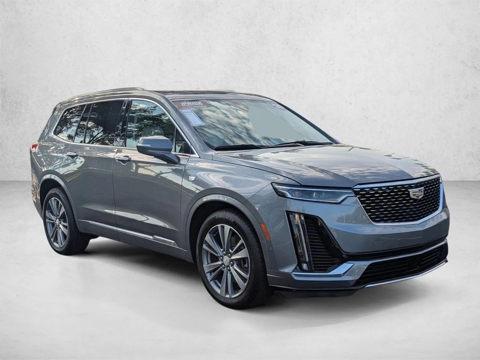 2020 Cadillac XT6 FWD 4dr Premium Luxury photo 3
