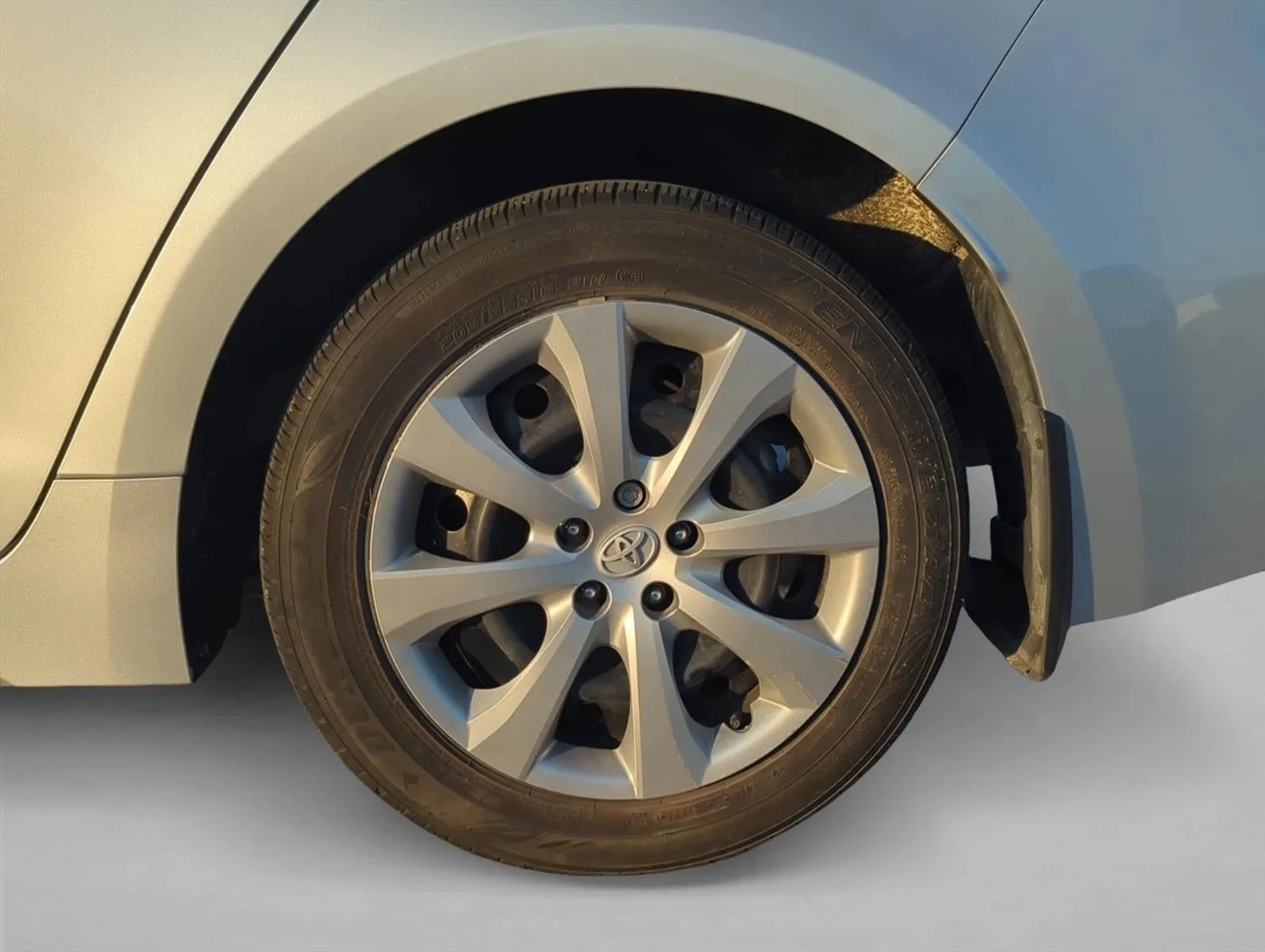 2025 Toyota Corolla LE CVT (Natl) photo 6