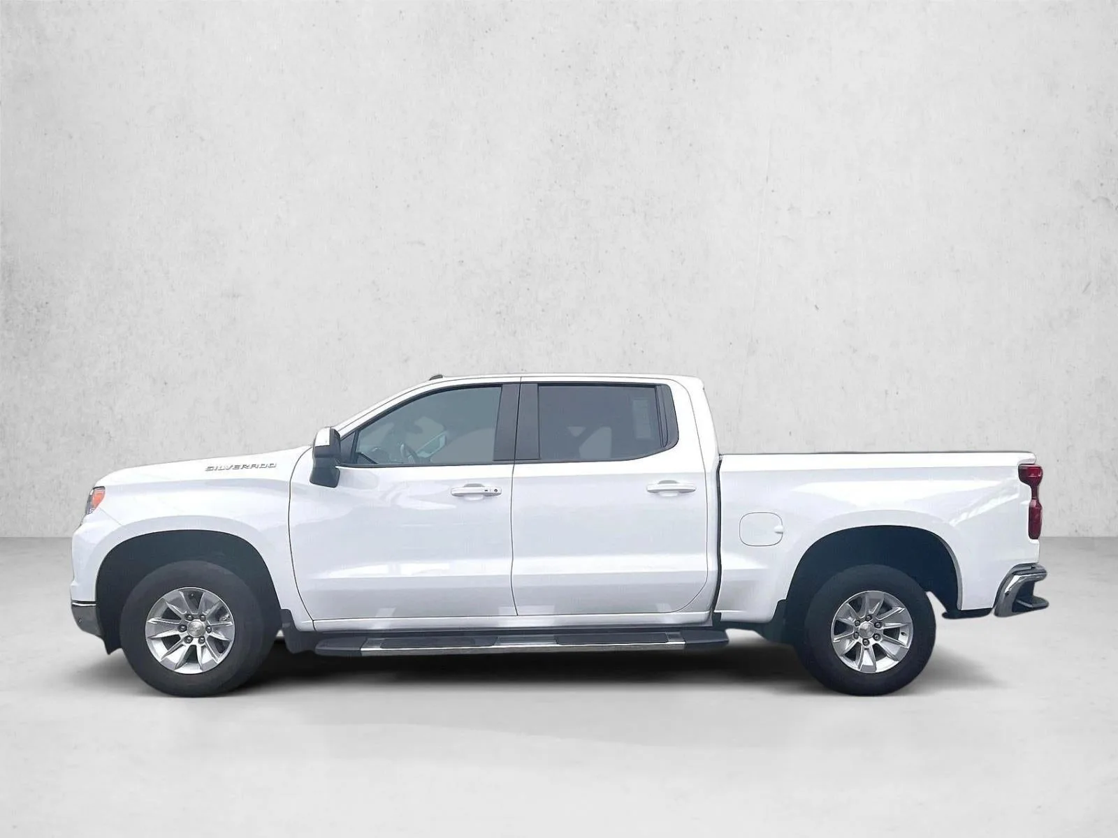 2023 Chevrolet Silverado 1500 LT photo 6