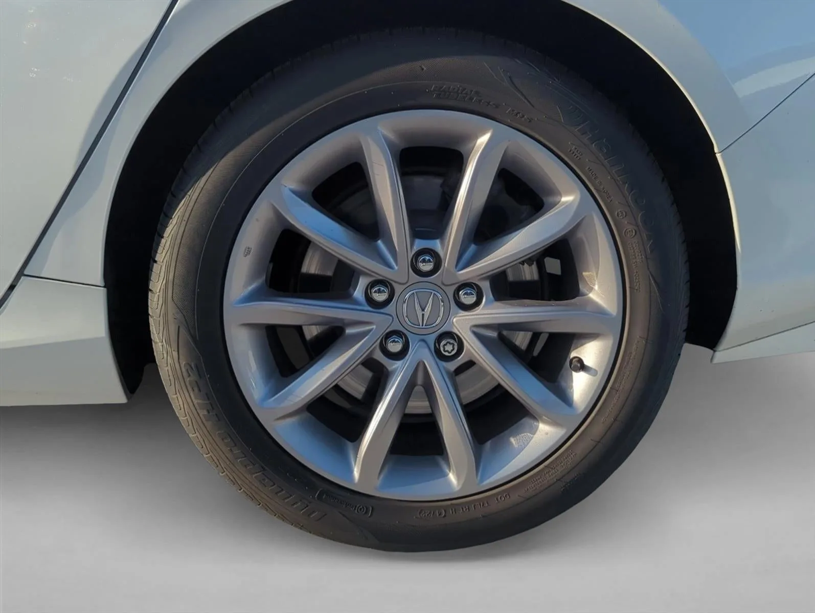2021 Acura TLX FWD photo 5