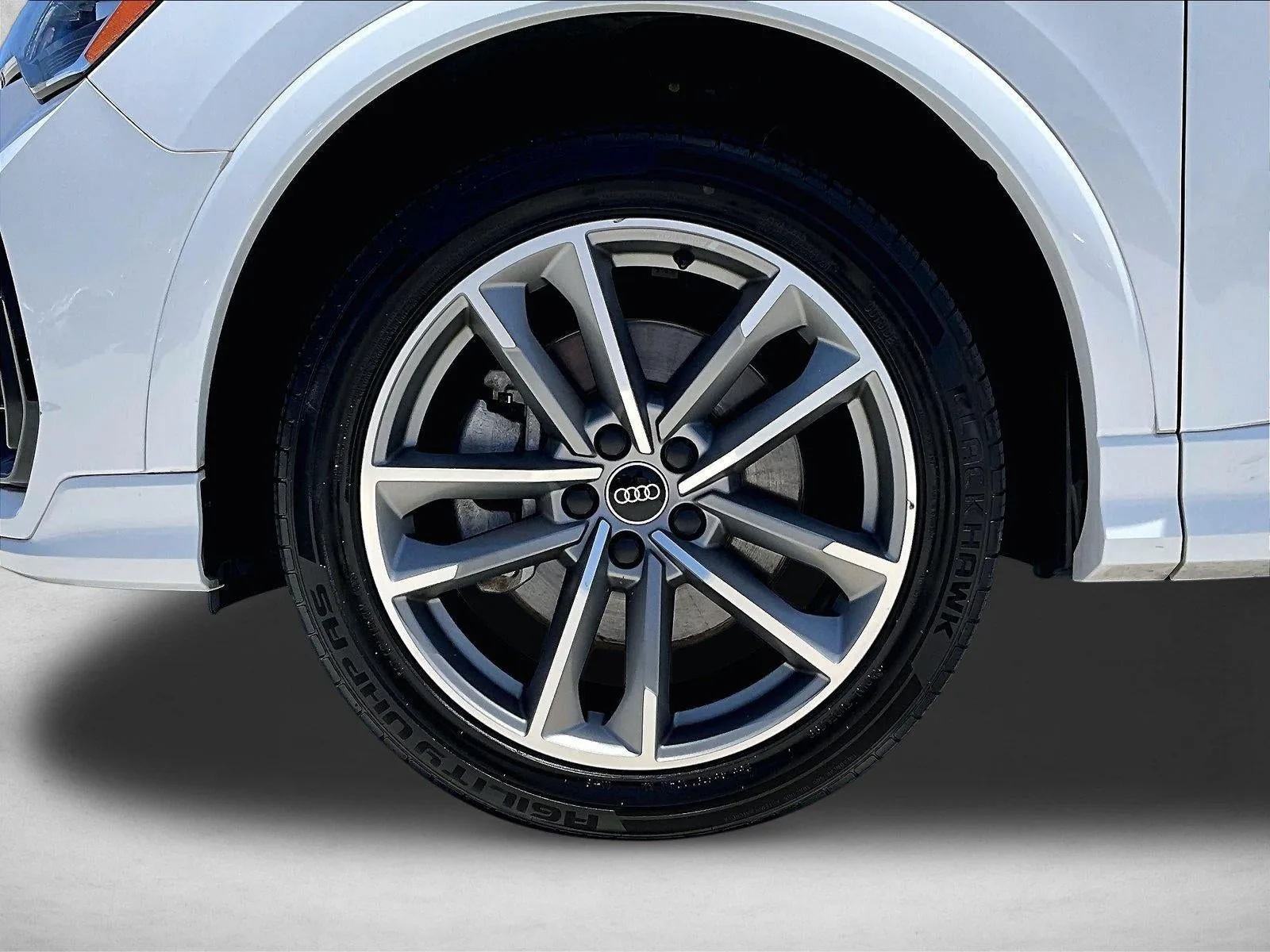 2022 Audi Q3 S line Premium 45 TFSI quattro photo 9