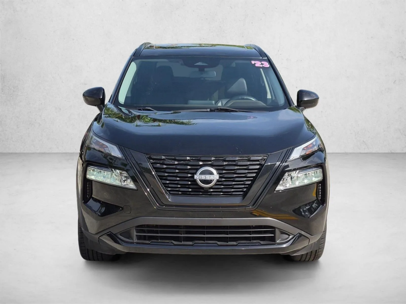 2023 Nissan Rogue AWD SV photo 2