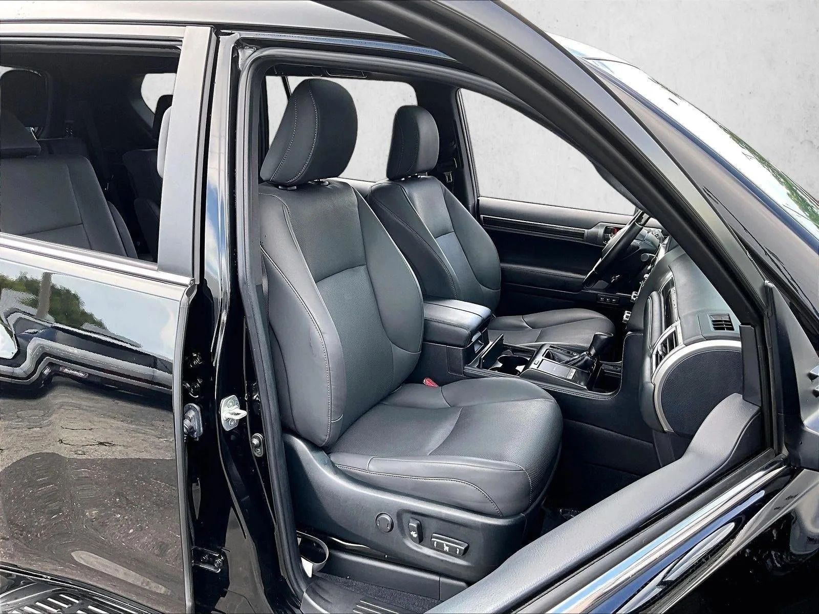 2023 Lexus GX 460 Premium photo 9