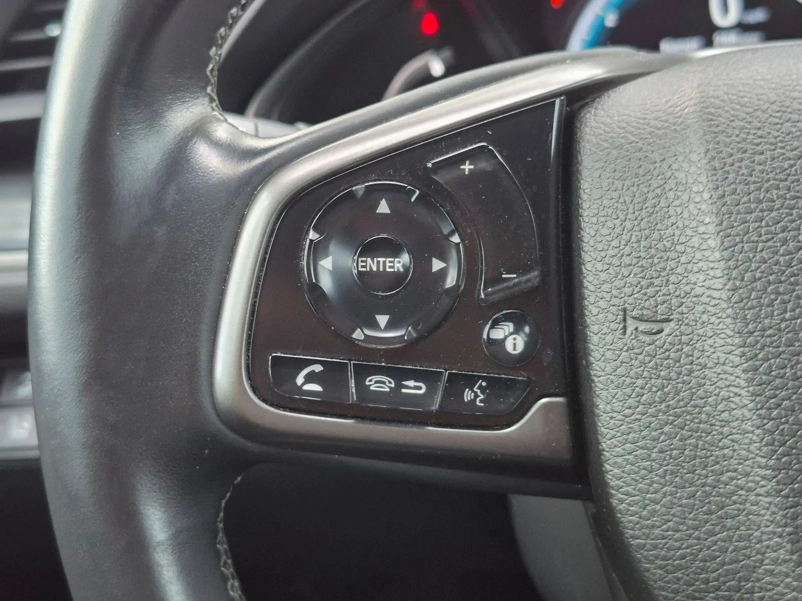 2021 Honda Civic Hatchback EX photo 11