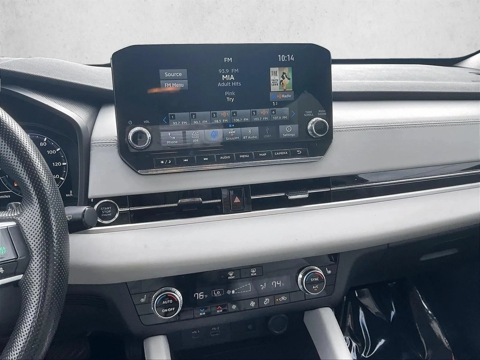 2024 Mitsubishi Outlander SEL photo 8
