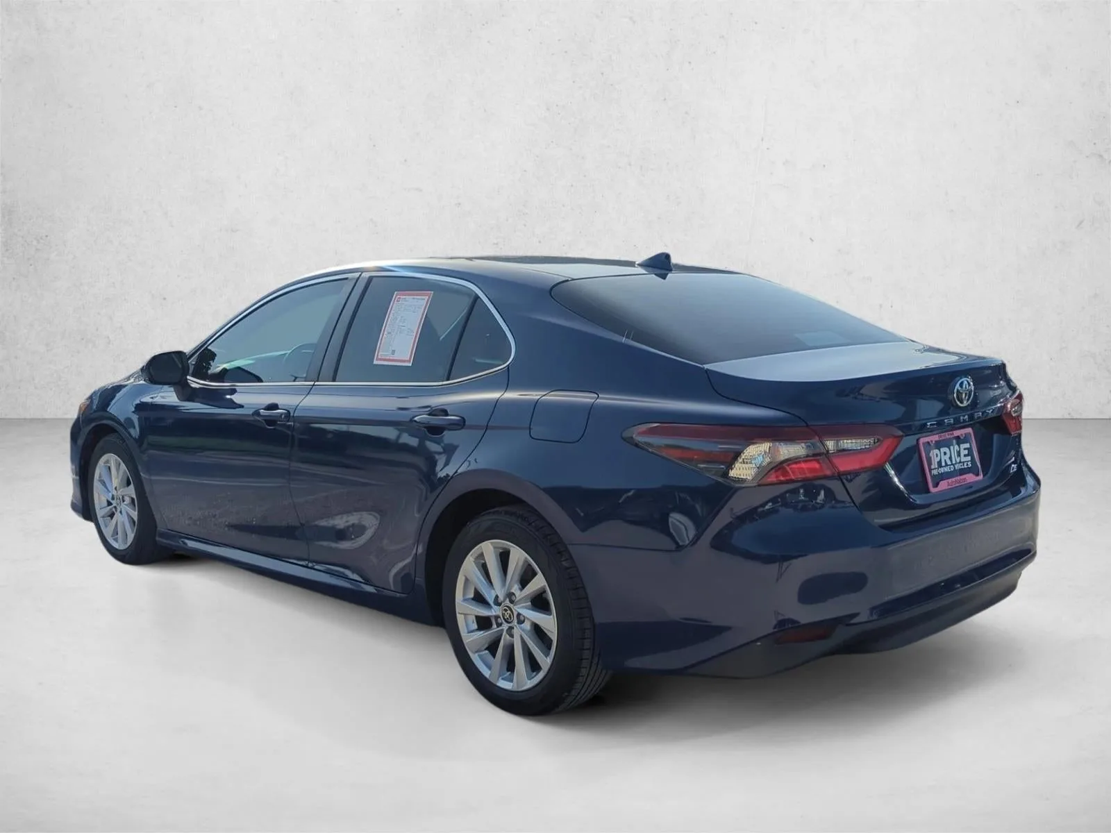 2023 Toyota Camry LE Auto (SE) photo 7