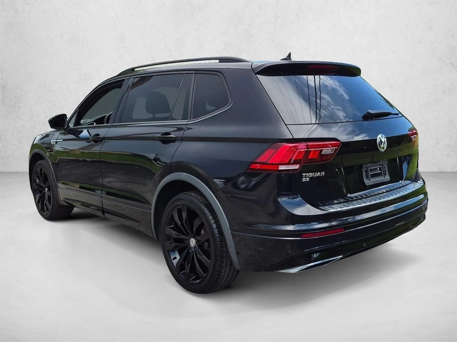 2021 Volkswagen Tiguan 2.0T SE photo 7