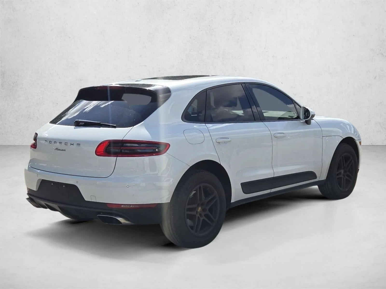 2018 Porsche Macan AWD photo 5