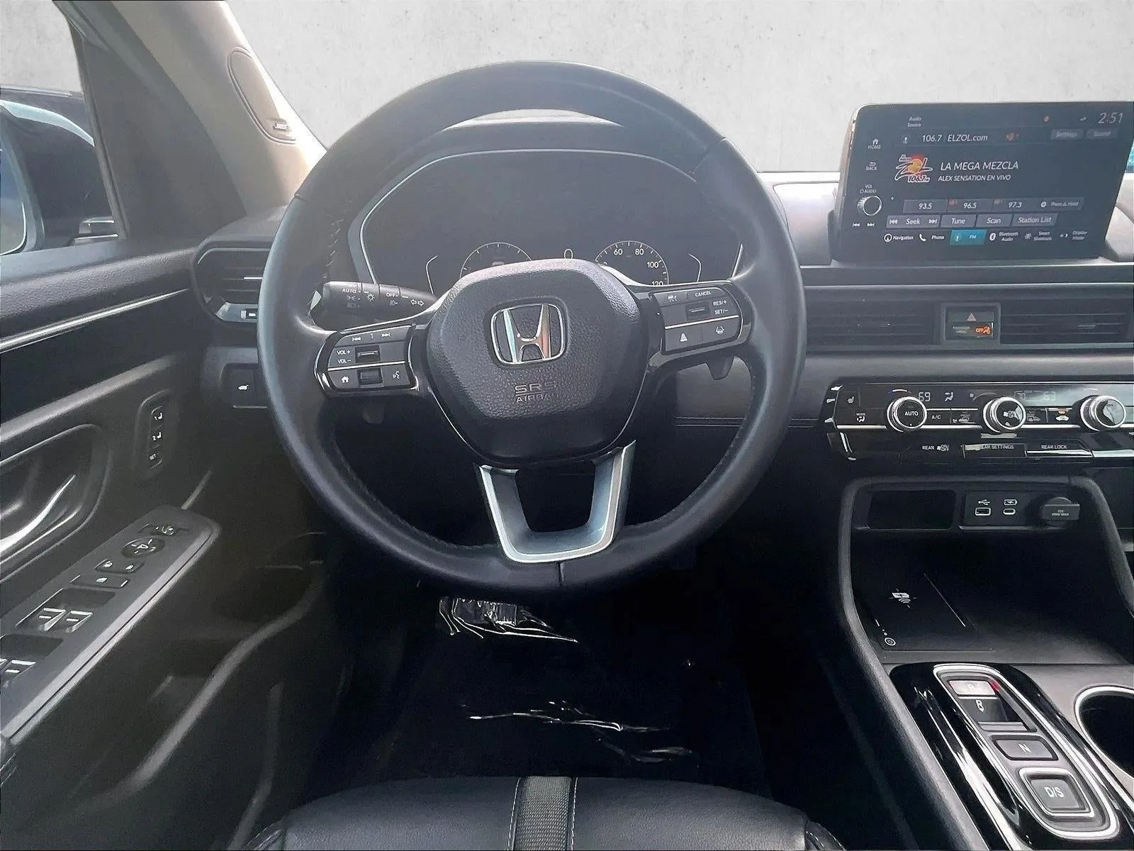 2025 Honda Pilot Touring photo 7