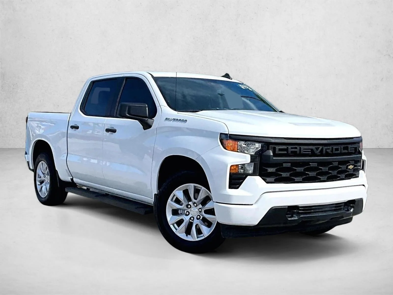 2022 Chevrolet Silverado 1500 Custom photo 12