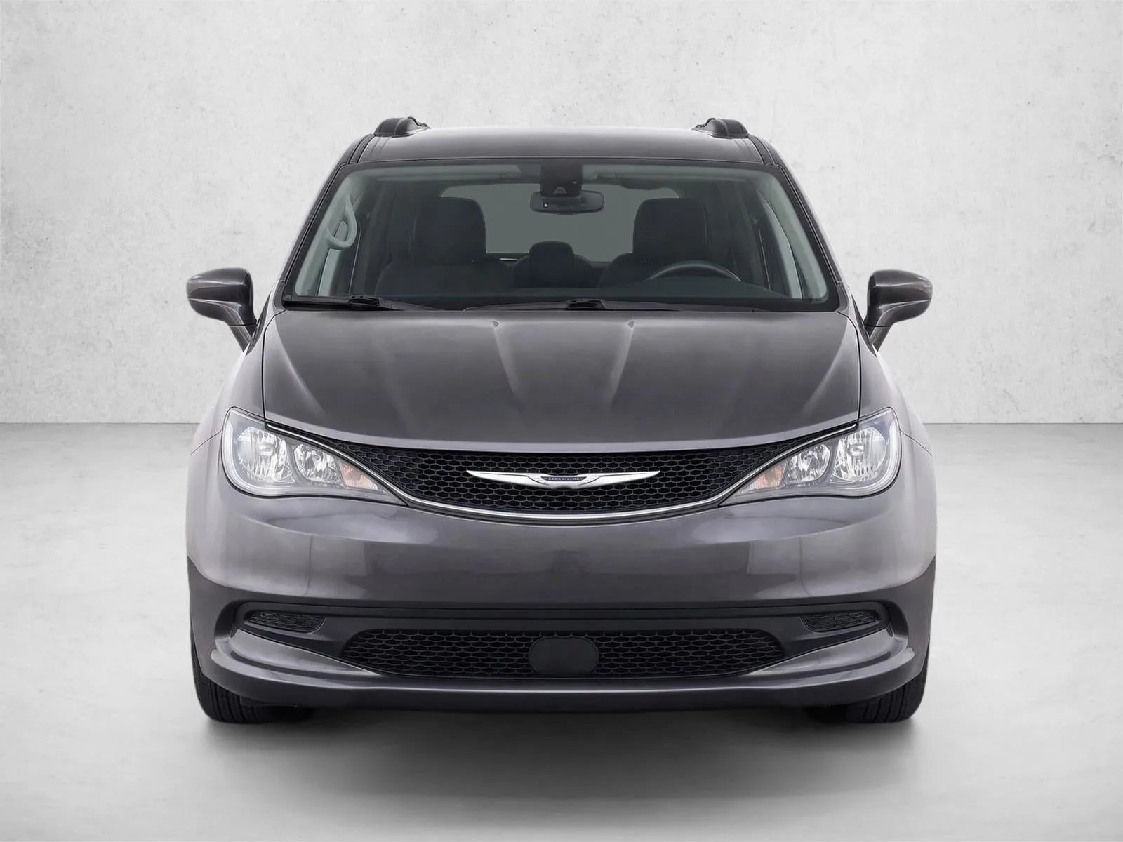 2021 Chrysler Voyager LXI FWD photo 2