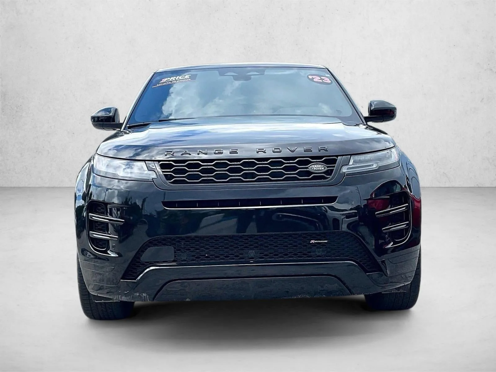 2023 Land Rover Range Rover Evoque R-Dynamic SE photo 3