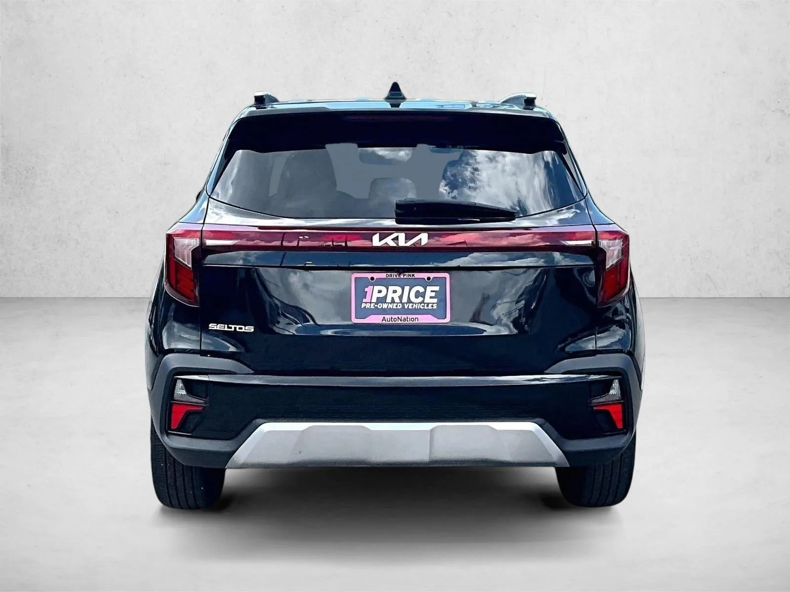 2024 Kia Seltos S photo 4