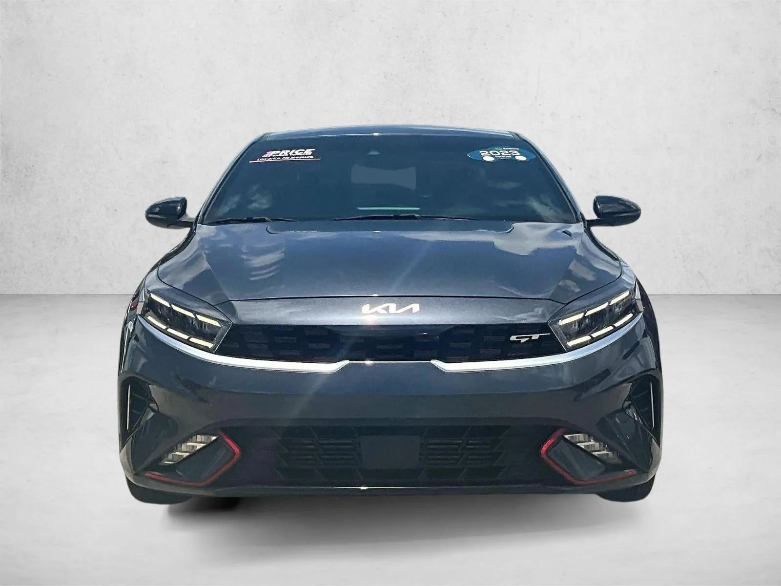2023 Kia Forte GT photo 3