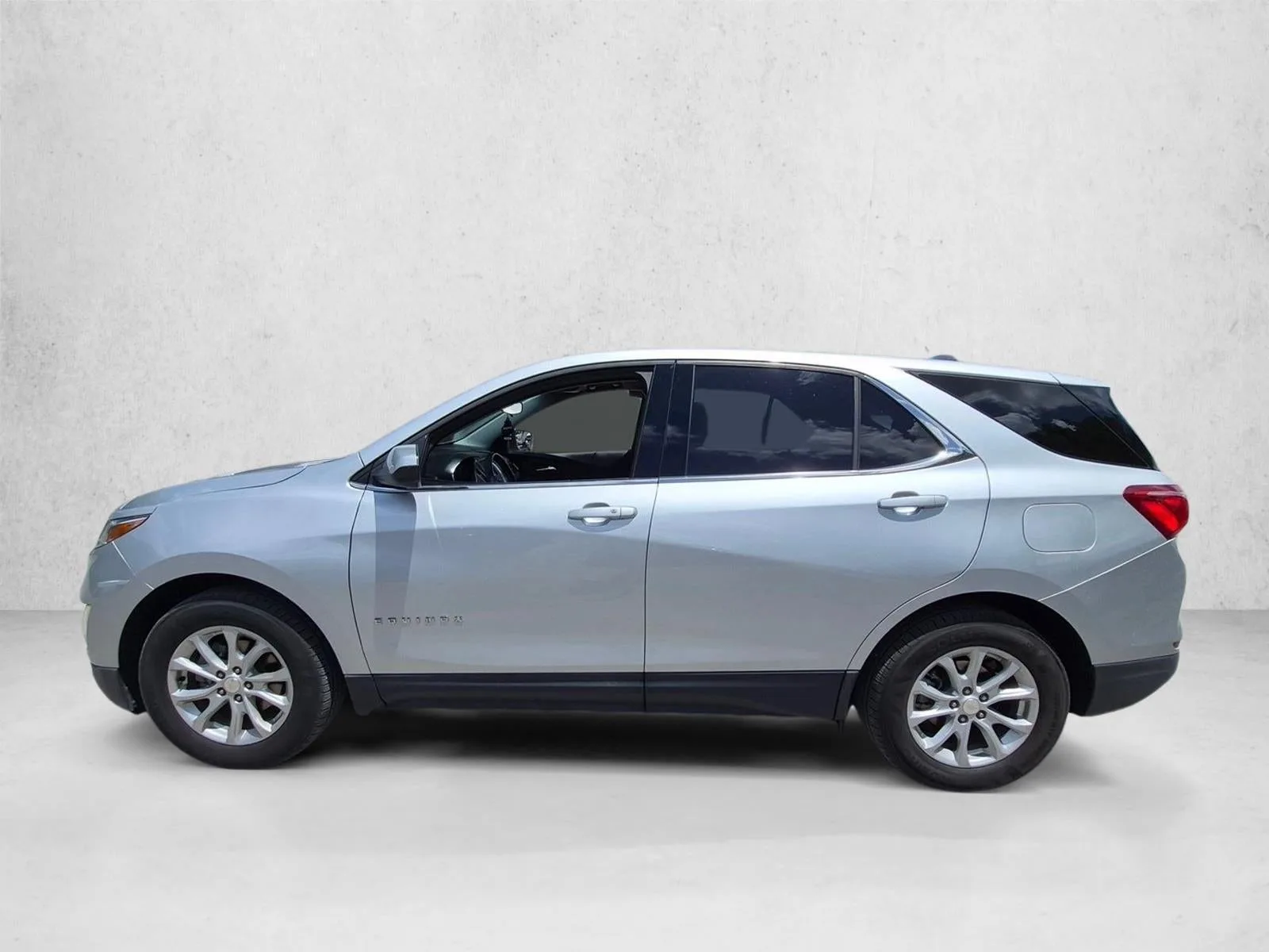 2020 Chevrolet Equinox LT photo 5