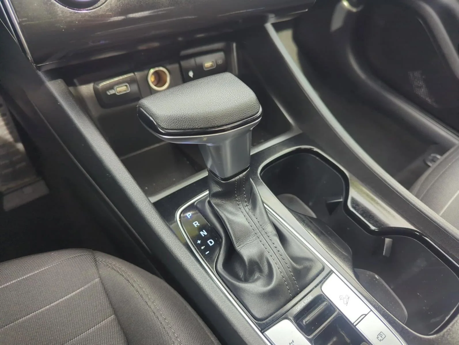 2023 Hyundai SANTA CRUZ NIGHT AWD photo 9