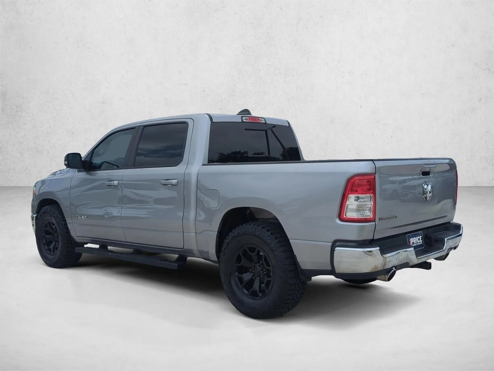 2022 RAM 1500 Big Horn 4x2 Crew Cab 5'7" Box photo 7