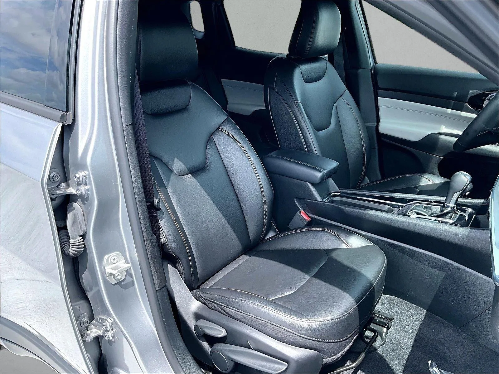 2024 Jeep Compass Limited photo 9