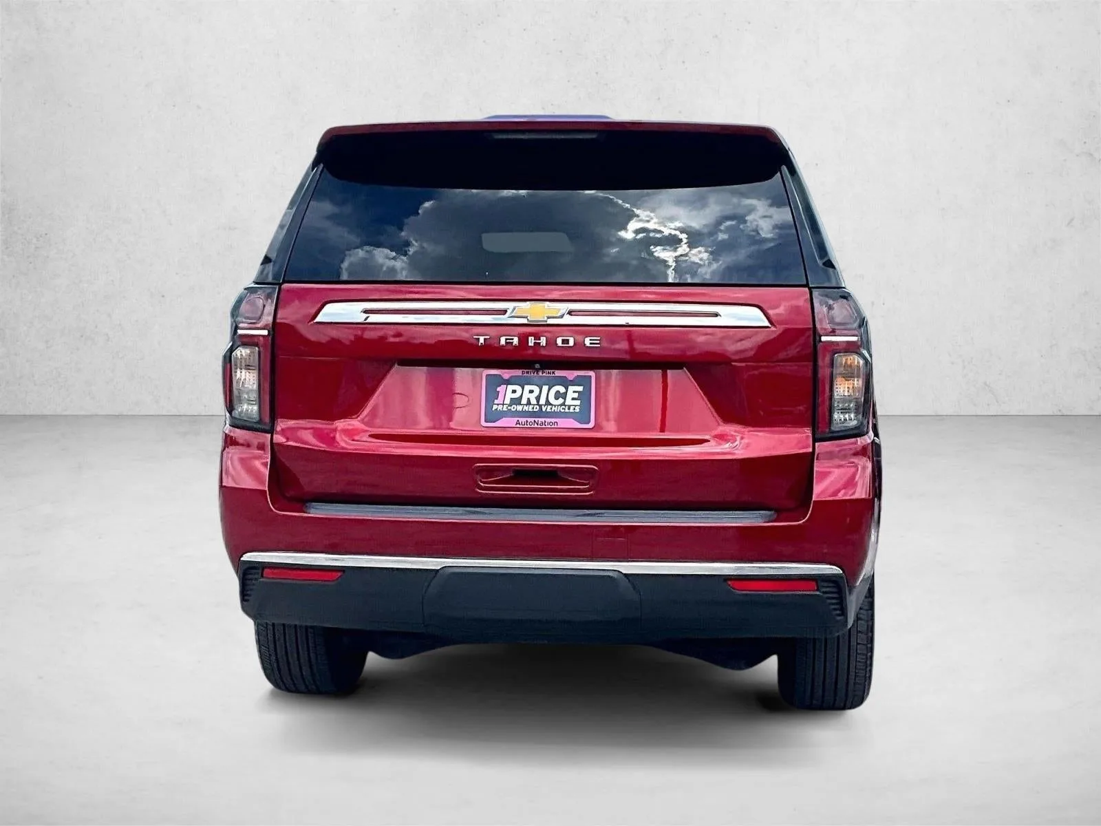 2021 Chevrolet Tahoe LS photo 4