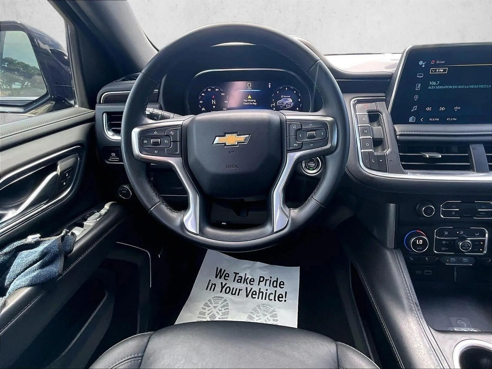 2024 Chevrolet Suburban LT photo 6