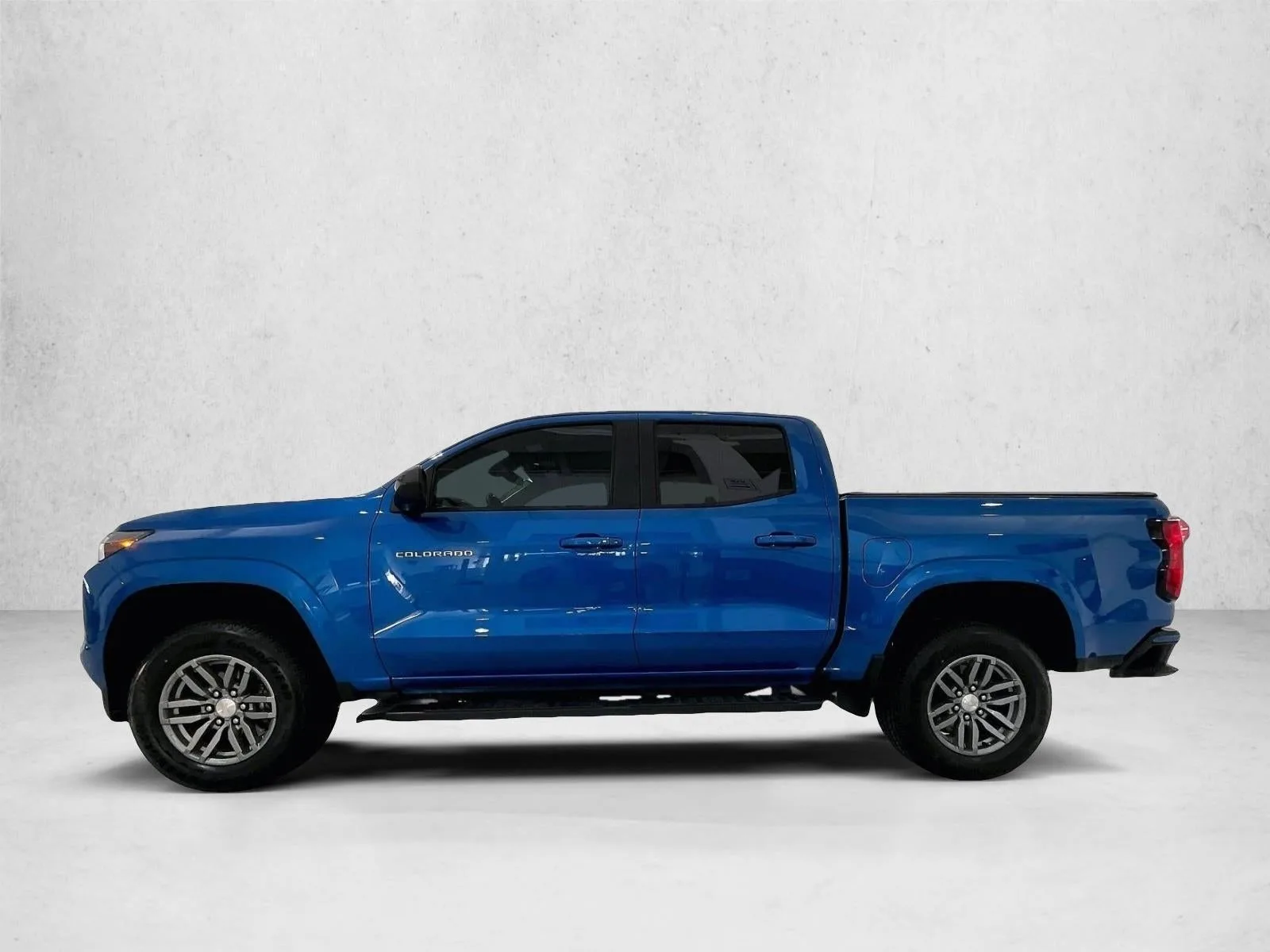 2023 Chevrolet Colorado LT photo 6