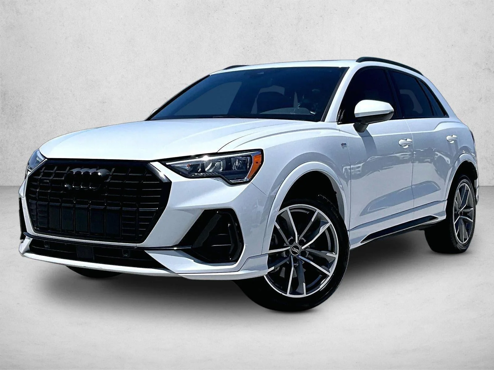 2022 Audi Q3