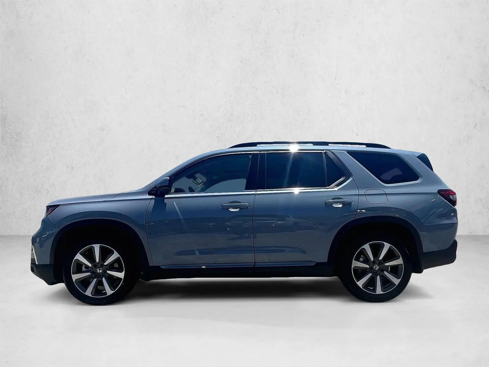 2025 Honda Pilot Touring photo 6