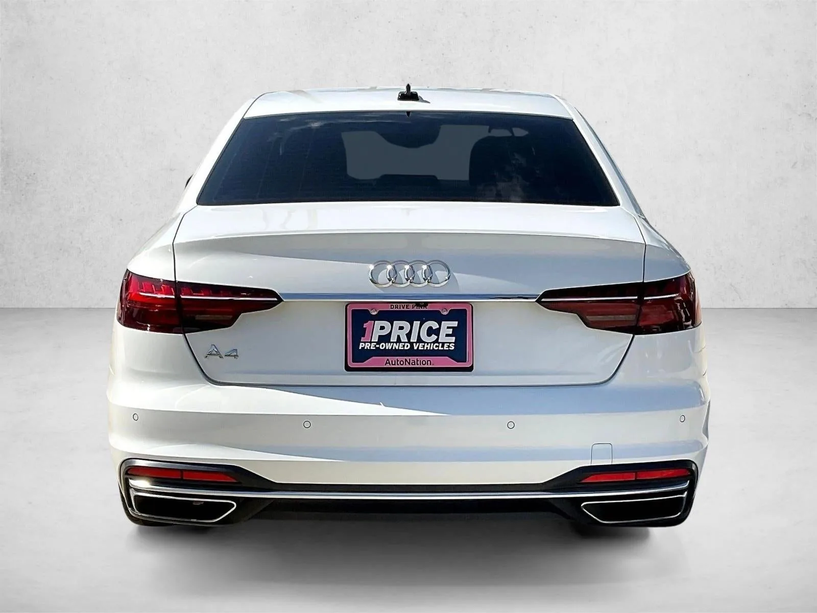 2021 Audi A4 Sedan Premium 40 TFSI quattro photo 3
