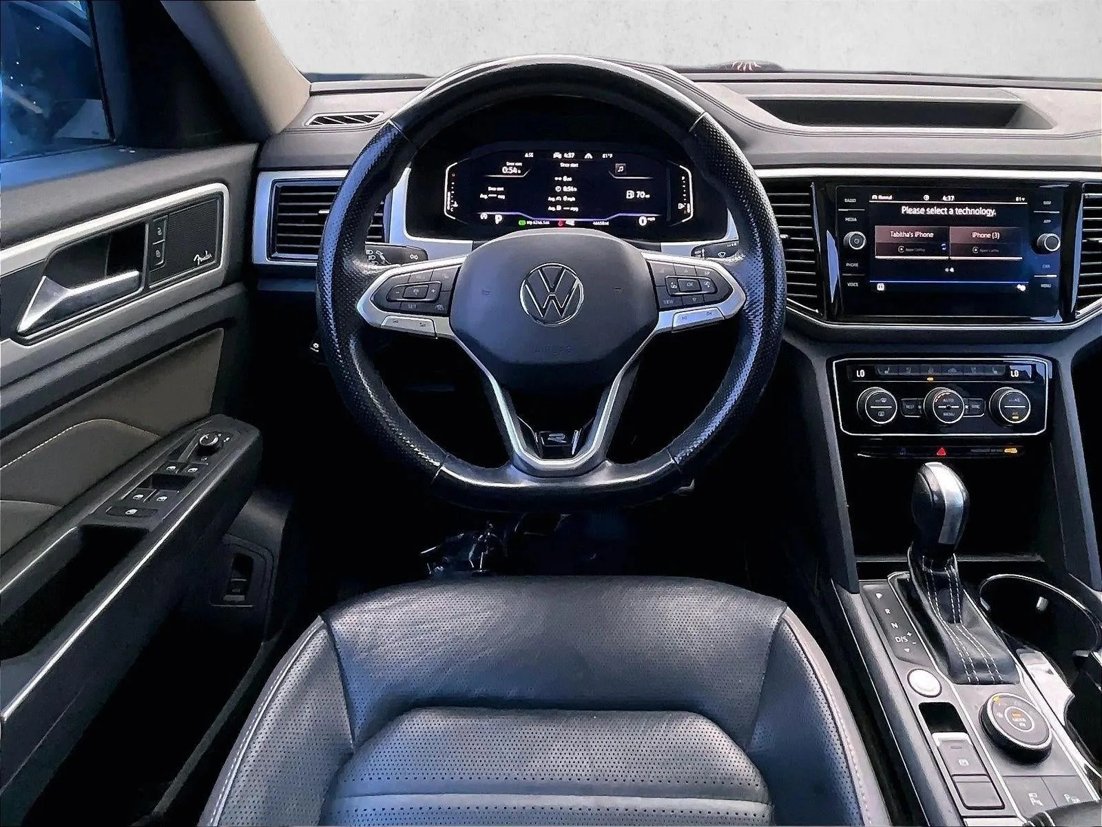 2022 Volkswagen Atlas 3.6L V6 SEL Premium R-Line photo 7