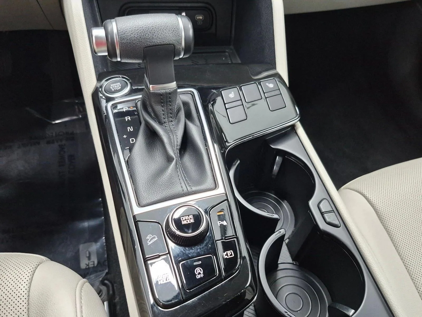2023 Kia Sportage EX photo 12