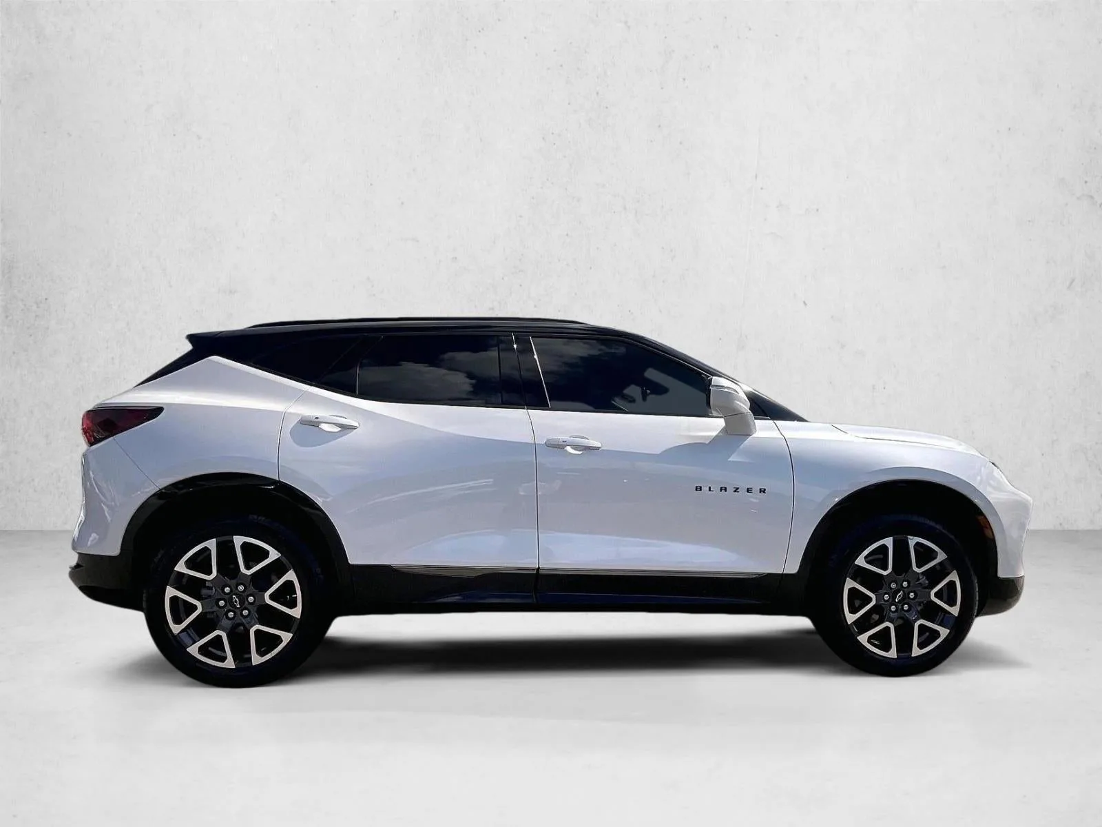 2023 Chevrolet Blazer RS photo 5