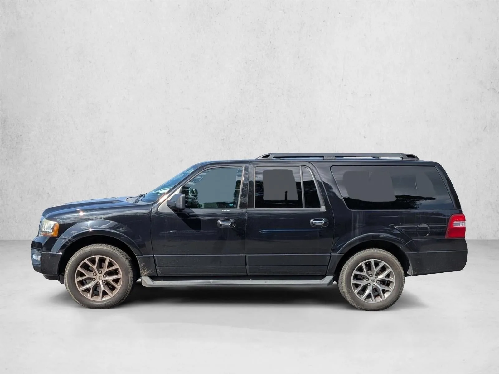 2016 Ford Expedition EL 4WD 4dr XLT photo 9