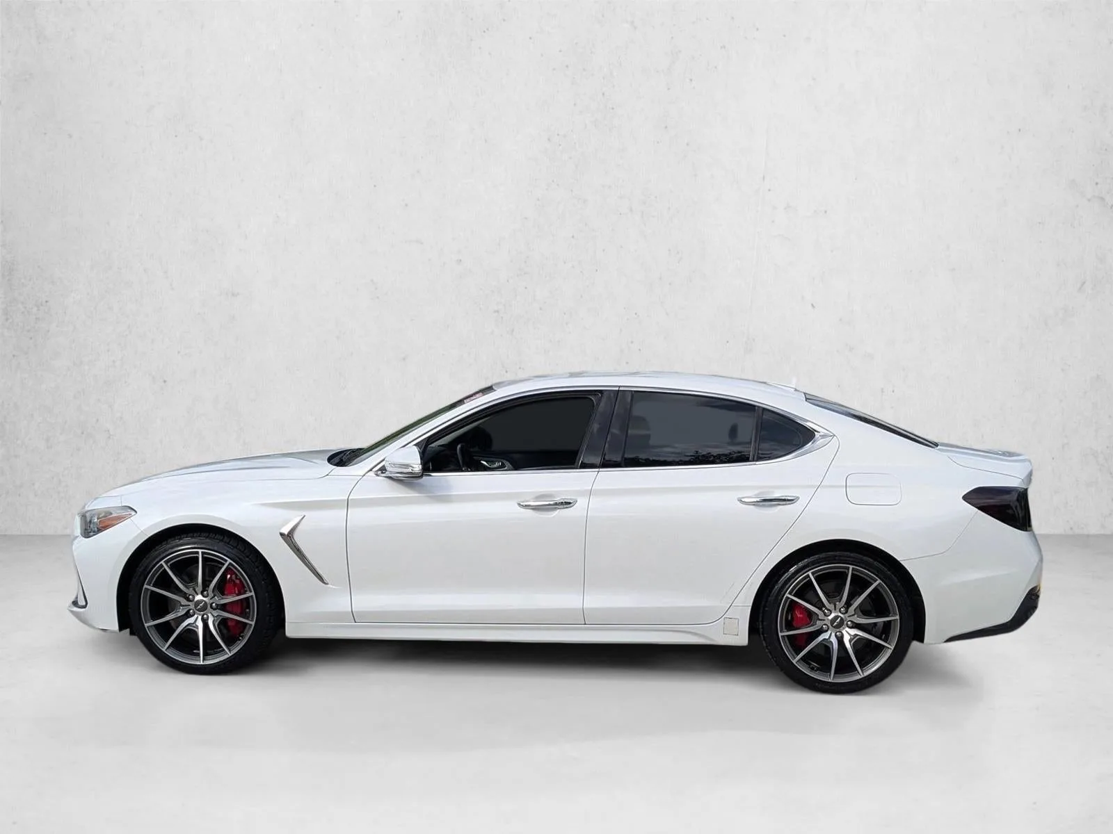 2020 Genesis G70 2.0T Sport RWD photo 9