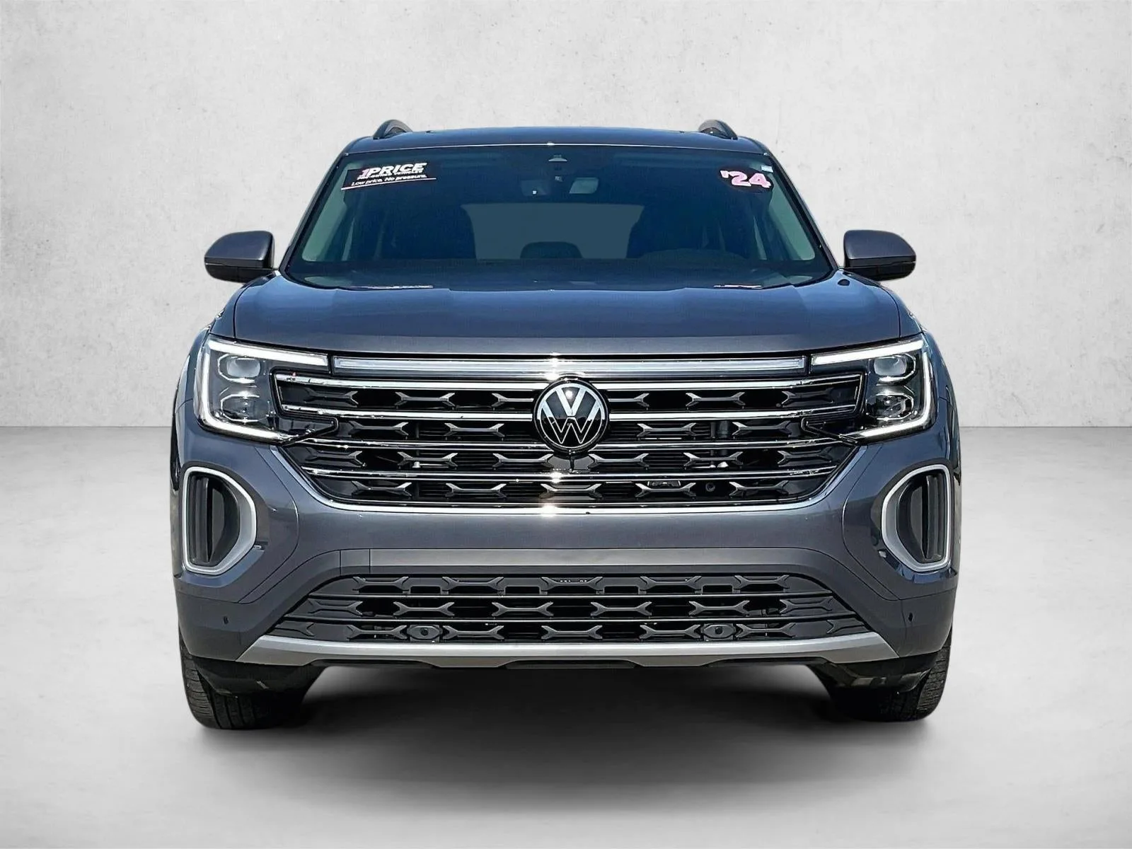 2024 Volkswagen Atlas 2.0T SE w/Technology photo 3