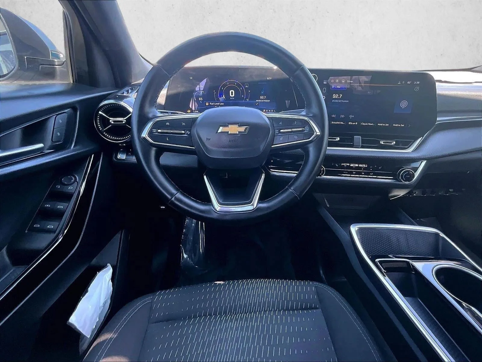 2025 Chevrolet Equinox LT photo 7