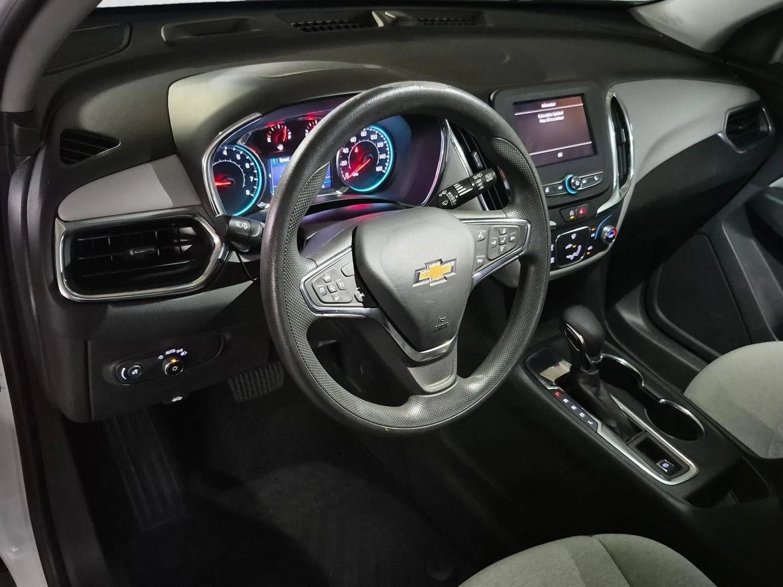 2023 Chevrolet Equinox Base photo 12