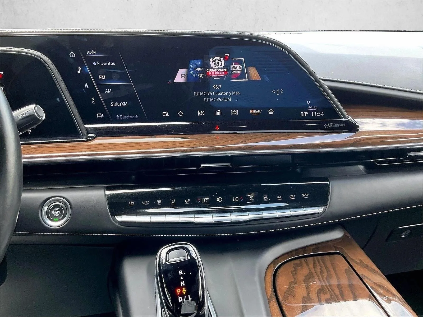 2023 Cadillac Escalade ESV 4WD Sport Platinum photo 8