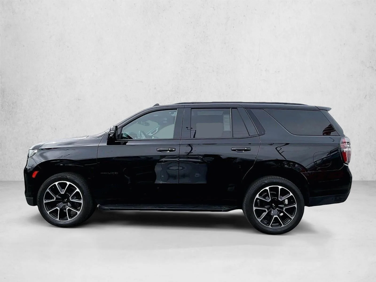2022 Chevrolet Tahoe RST photo 6