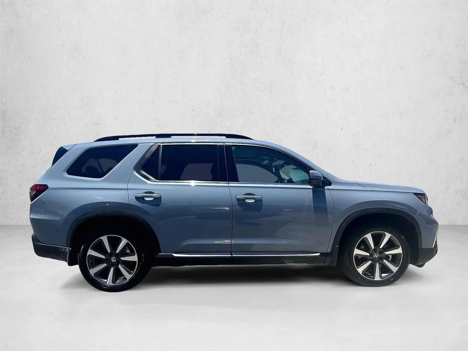 2025 Honda Pilot Touring photo 5